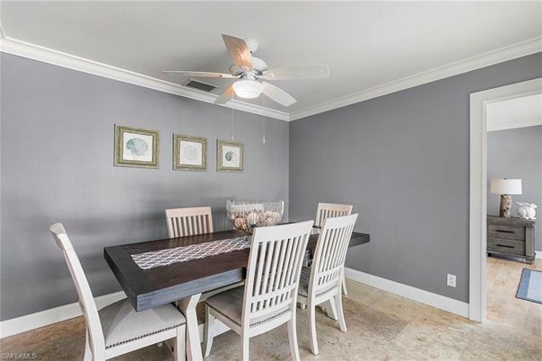 Dining room, Interior