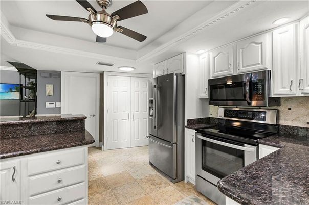 Interior, Kitchen, Recessed Lighting