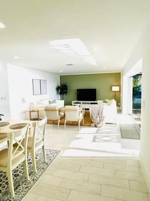 Dining room, Interior, Living room, Recessed Lighting, Wood Texture Flooring