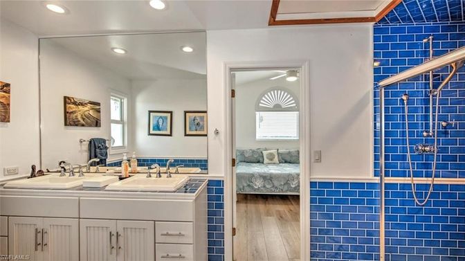 Bathroom, Bedroom, Interior, Recessed Lighting, Wood Texture Flooring