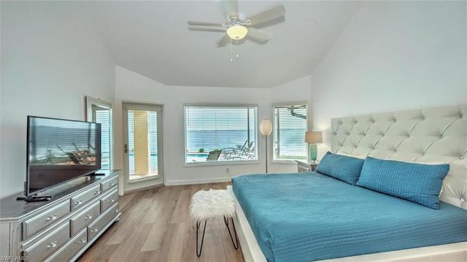 Bedroom, Interior, Water, Wood Texture Flooring