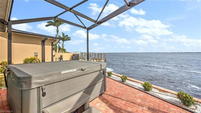 Glass Ceilings, Hot Tub, Interior, Sun Room, Water
