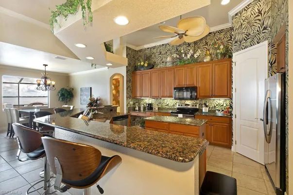 Chandelier, Dining room, Interior, Kitchen, Pendant Lights, Recessed Lighting