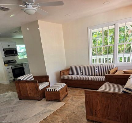 Interior, Kitchen, Living room