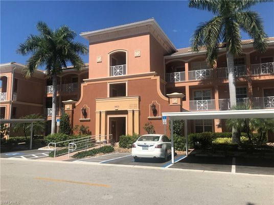 Exterior, Facade, Condo Building