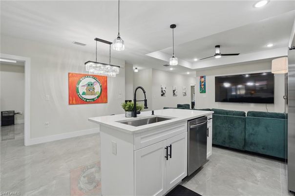 Chandelier, Interior, Kitchen, Pendant Lights, Recessed Lighting