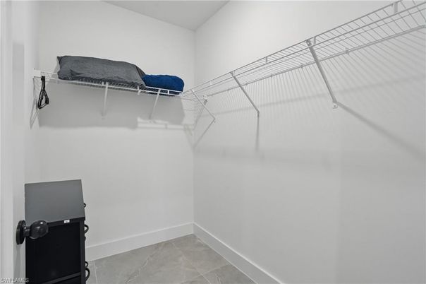 Interior, Walk-in Closets