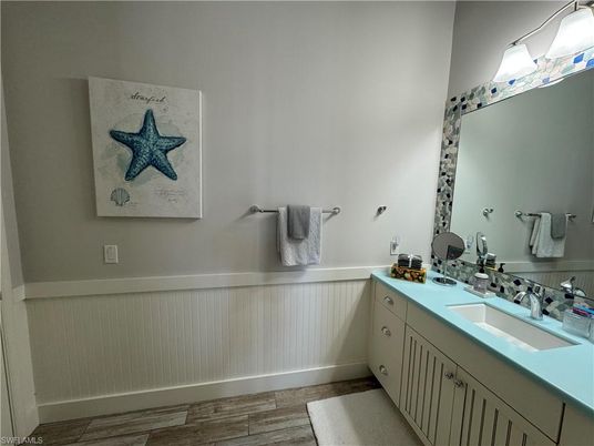 Bathroom, Dual Sink Vanities, Interior, Wood Texture Flooring