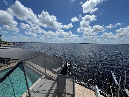 Exterior, Pool, Water