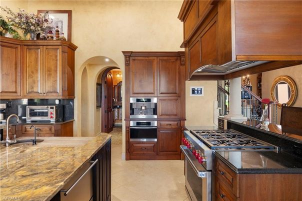 Interior, Kitchen, Stainless Steel Appliances