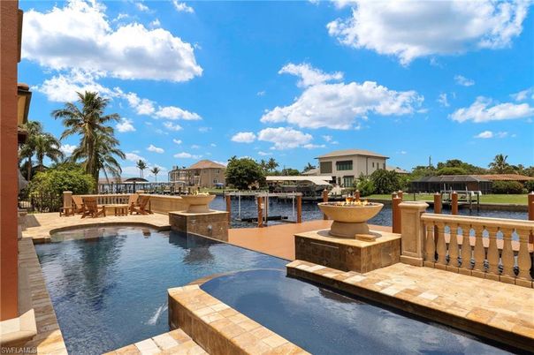 Exterior, Pool, Water