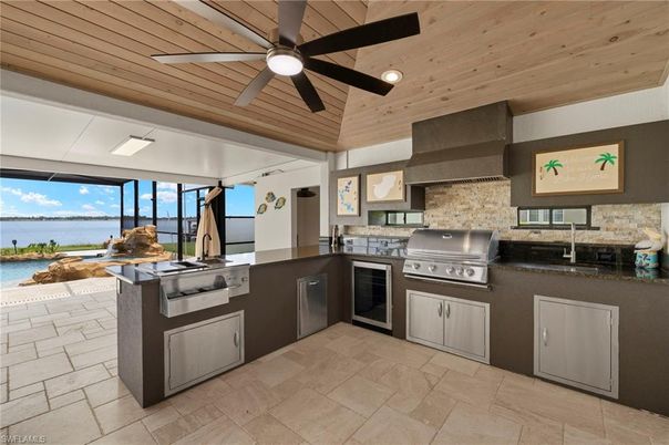 Interior, Kitchen, Recessed Lighting, Water, Wooden Ceilings