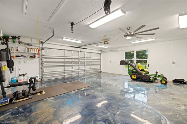 Fitness Equipment, Garage, Interior
