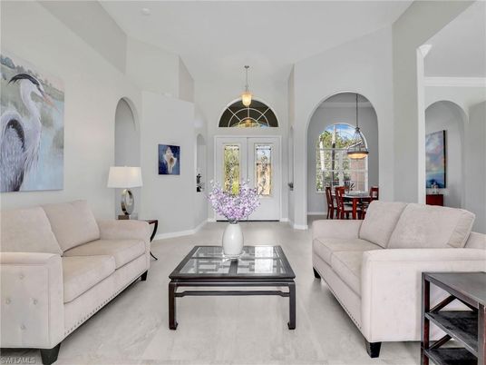 Dining room, Interior, Living room, Pendant Lights