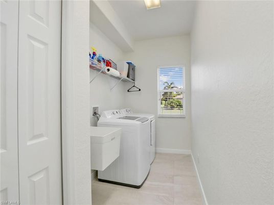 Interior, Washer