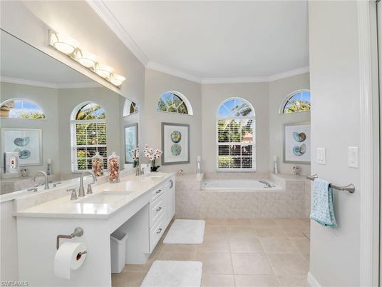 Bathroom, Dual Sink Vanities, Interior