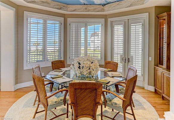 Dining room, Interior, Wood Texture Flooring