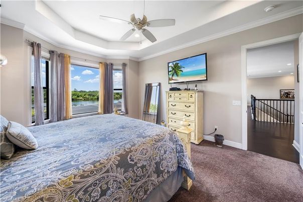 Bedroom, Interior, Recessed Lighting, Water