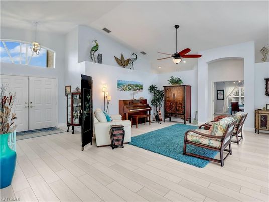 Interior, Pendant Lights, Piano, Recessed Lighting, Wood Texture Flooring