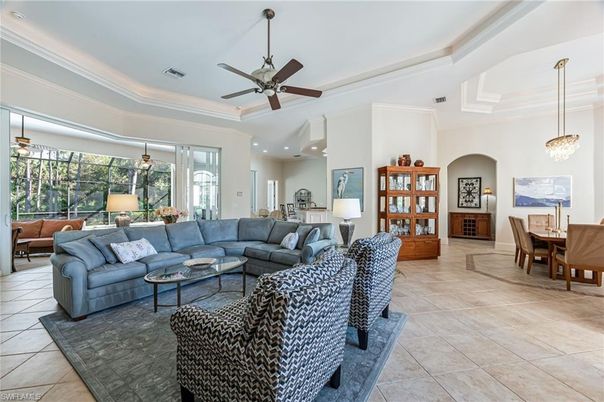 Dining room, Interior, Living room, Pendant Lights, Recessed Lighting