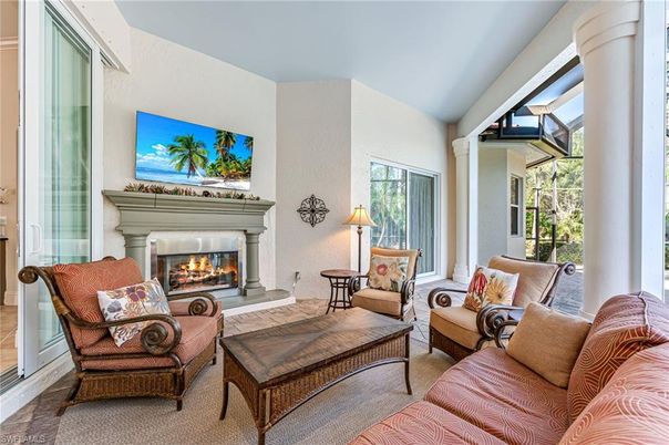Fireplace, Interior, Living room