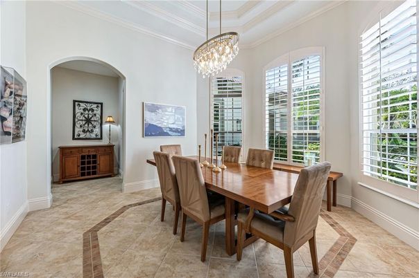 Chandelier, Dining room, Interior