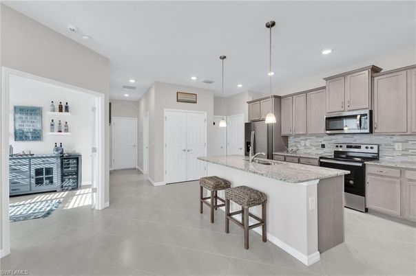 Interior, Kitchen, Pendant Lights, Recessed Lighting, Stainless Steel Appliances