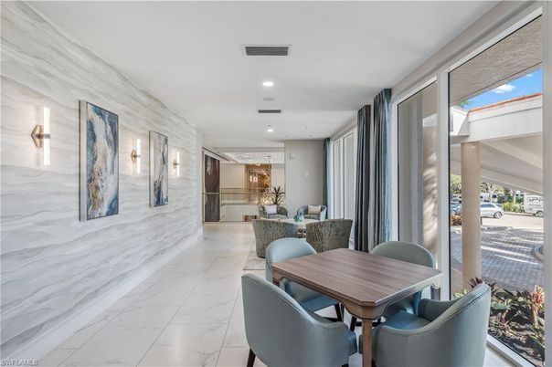 Dining room, Interior, Marble, Recessed Lighting