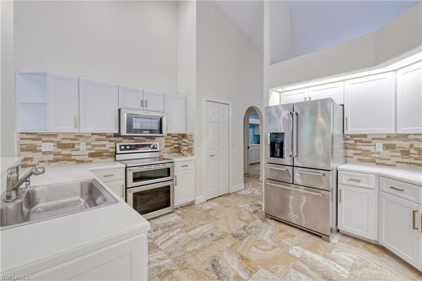 Interior, Kitchen, Stainless Steel Appliances