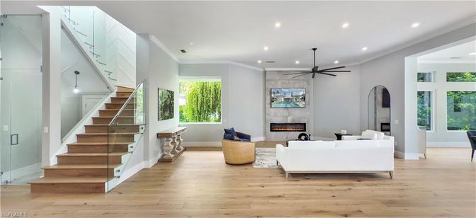 Fireplace, Interior, Living room, Pendant Lights, Recessed Lighting, Wood Texture Flooring