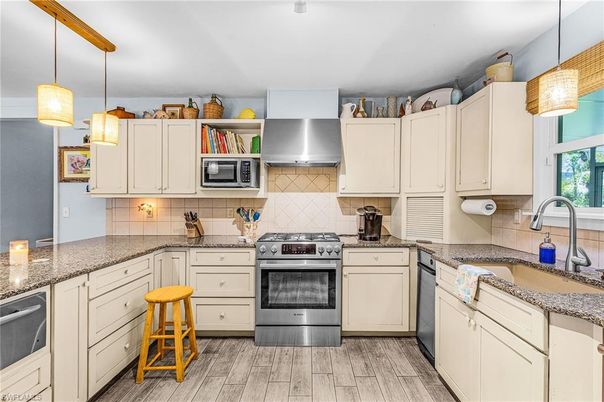 Interior, Kitchen, Pendant Lights, Stainless Steel Appliances, Wood Texture Flooring