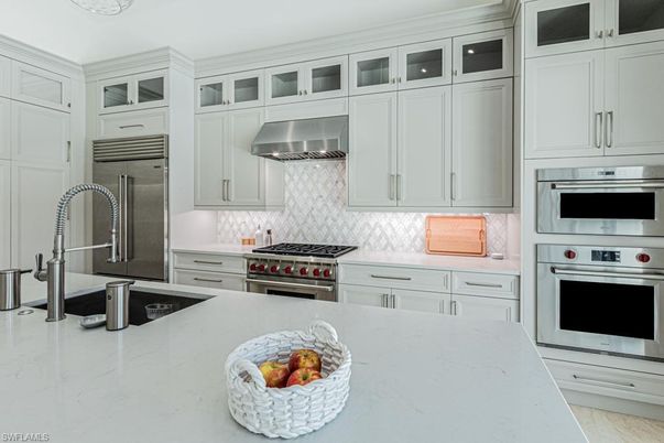Interior, Kitchen, Stainless Steel Appliances