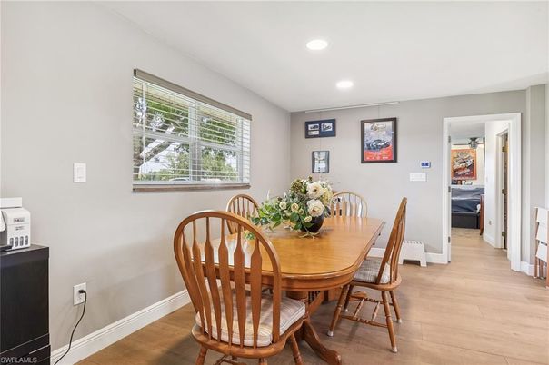 Dining room, Interior, Recessed Lighting, Wood Texture Flooring