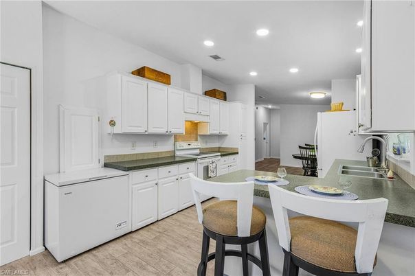 Interior, Kitchen, Recessed Lighting, Wood Texture Flooring