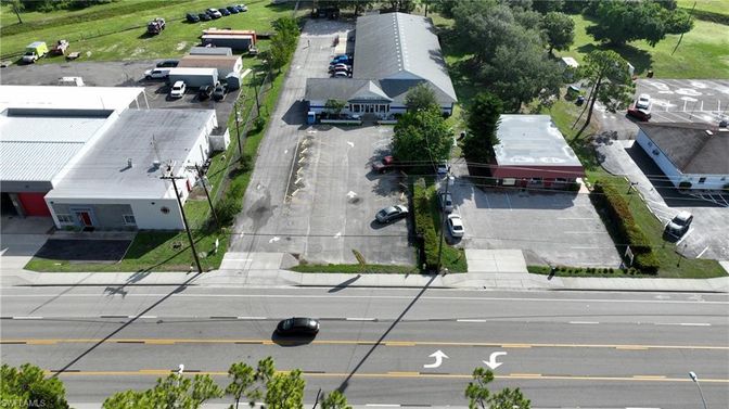 Exterior, Drone