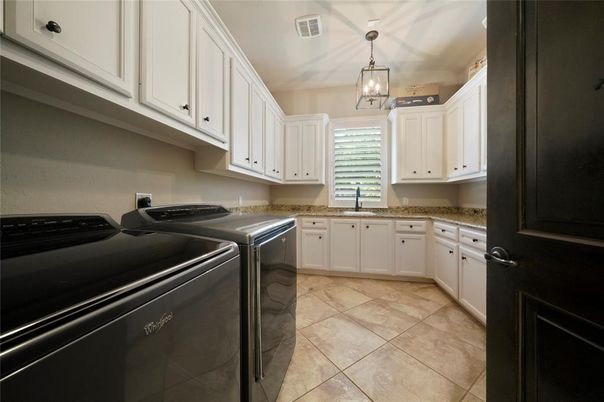 Interior, Kitchen, Pendant Lights, Washer