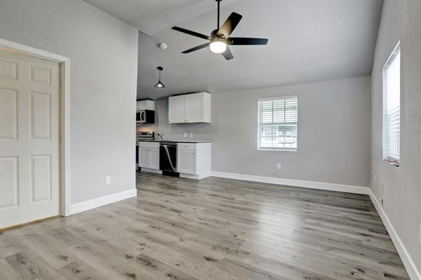 Interior, Kitchen, Pendant Lights, Wood Texture Flooring