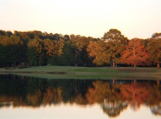 Exterior, Lake