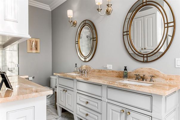 Bathroom, Dual Sink Vanities, Interior