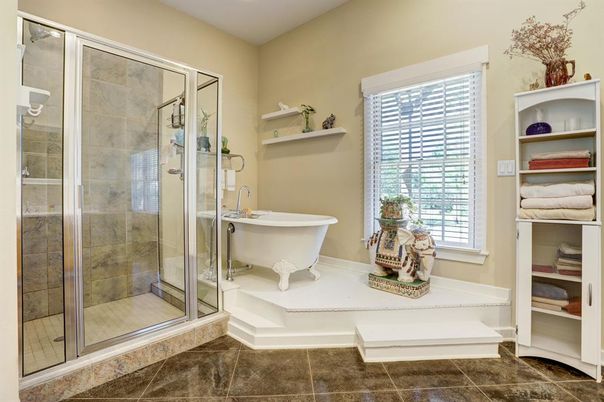 Bathroom, Free Standing Baths, Glass Shower, Interior