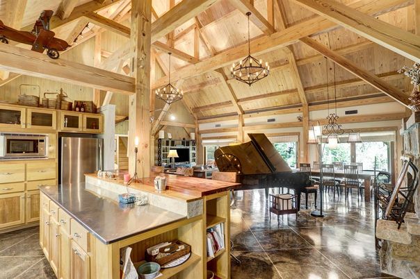 Chandelier, Dining room, Interior, Kitchen, Pendant Lights, Piano, Stainless Steel Appliances, Wooden Beams, Wooden Ceilings