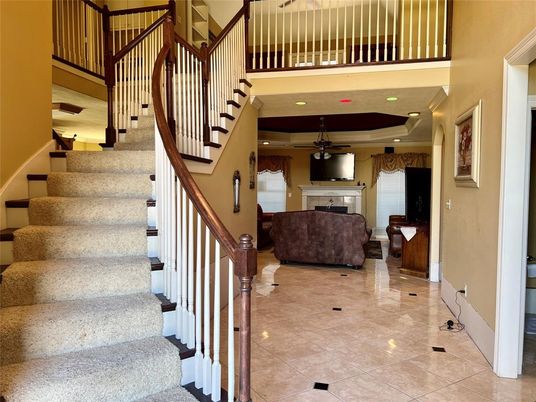 Fireplace, Interior, Recessed Lighting