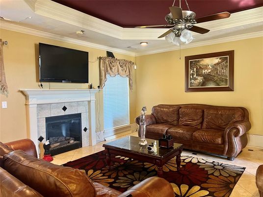 Fireplace, Interior, Living room, Recessed Lighting