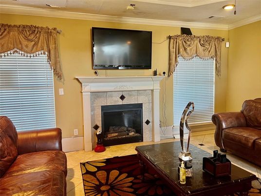 Fireplace, Interior, Living room, Recessed Lighting