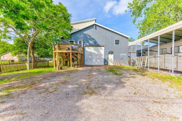 Backyard, Exterior, Playground