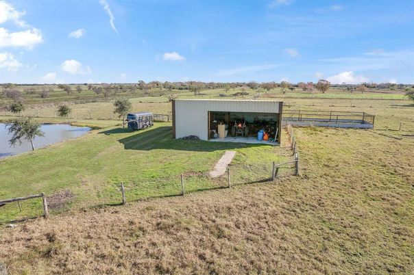 Backyard, Exterior, Water