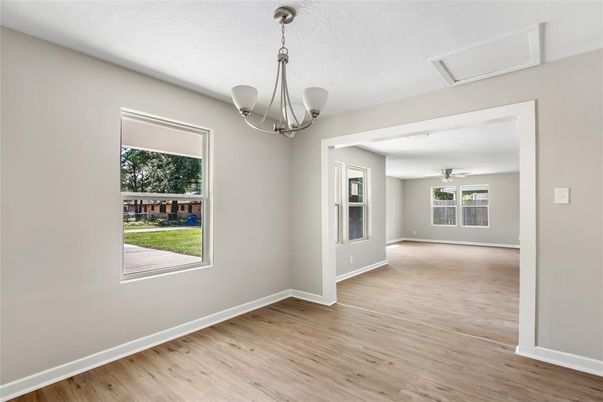 Empty room, Interior, Pendant Lights, Wood Texture Flooring