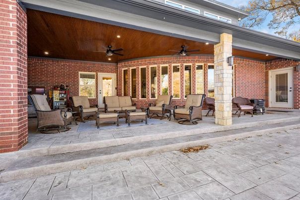 Exterior, Recessed Lighting