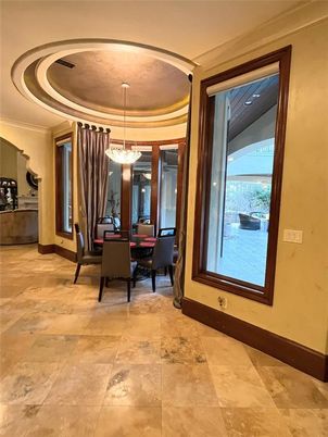 Chandelier, Dining room, Interior, Pendant Lights
