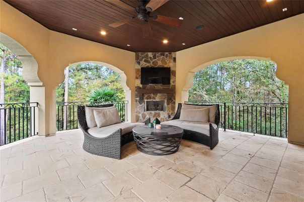 Exterior, Fireplace, Recessed Lighting